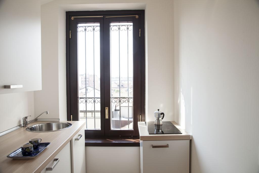 Mansard Very Close To Duomo Milan Exterior photo